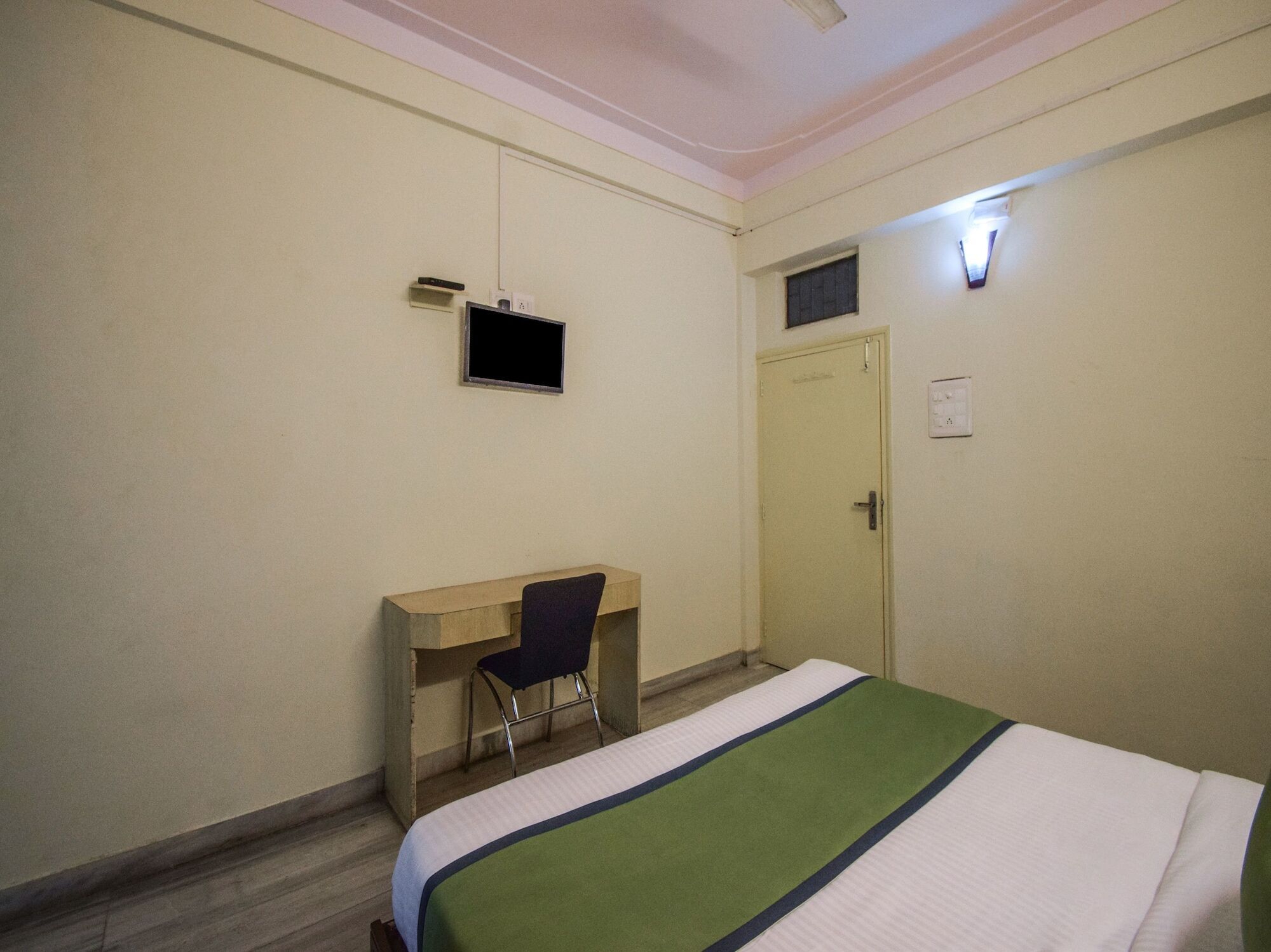 Hotel O Seema Udaipur Bagian luar foto
